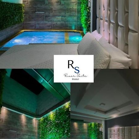 לטיסייה Hotel River Suite מראה חיצוני תמונה