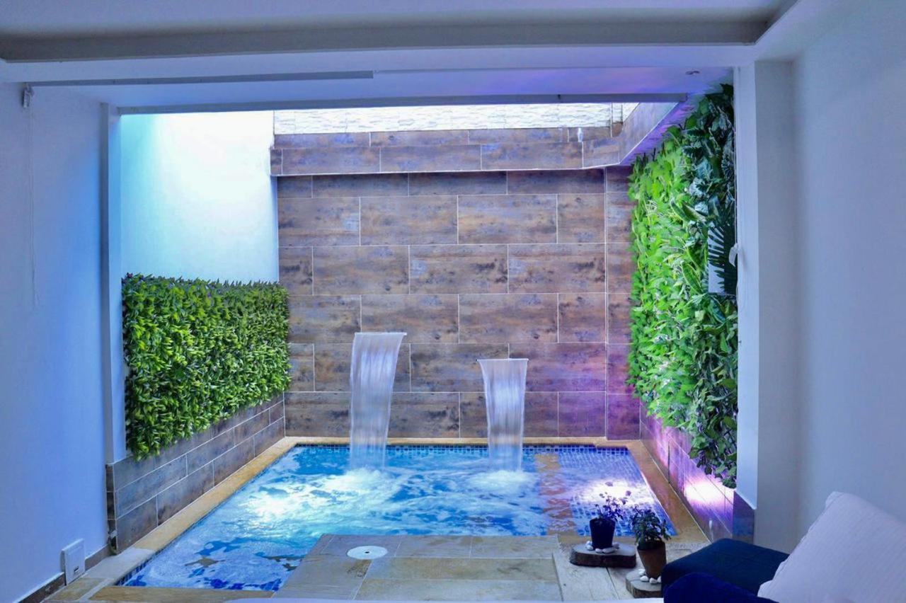לטיסייה Hotel River Suite מראה חיצוני תמונה