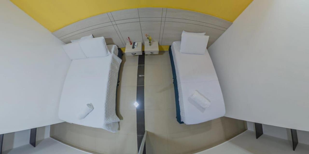 לטיסייה Hotel River Suite מראה חיצוני תמונה