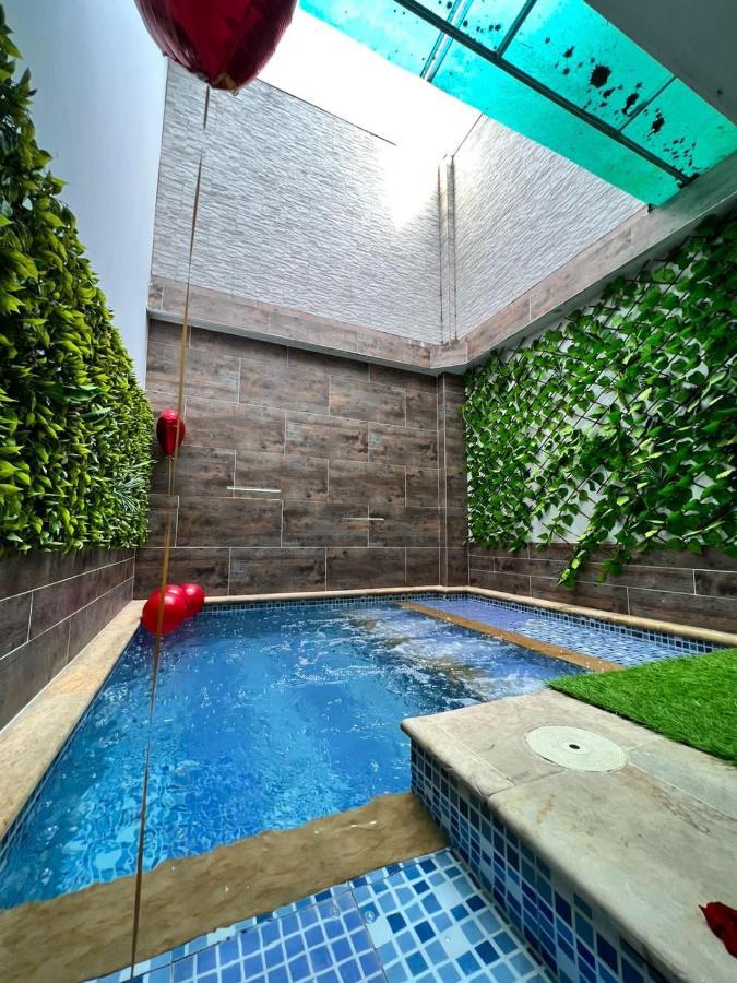 לטיסייה Hotel River Suite מראה חיצוני תמונה